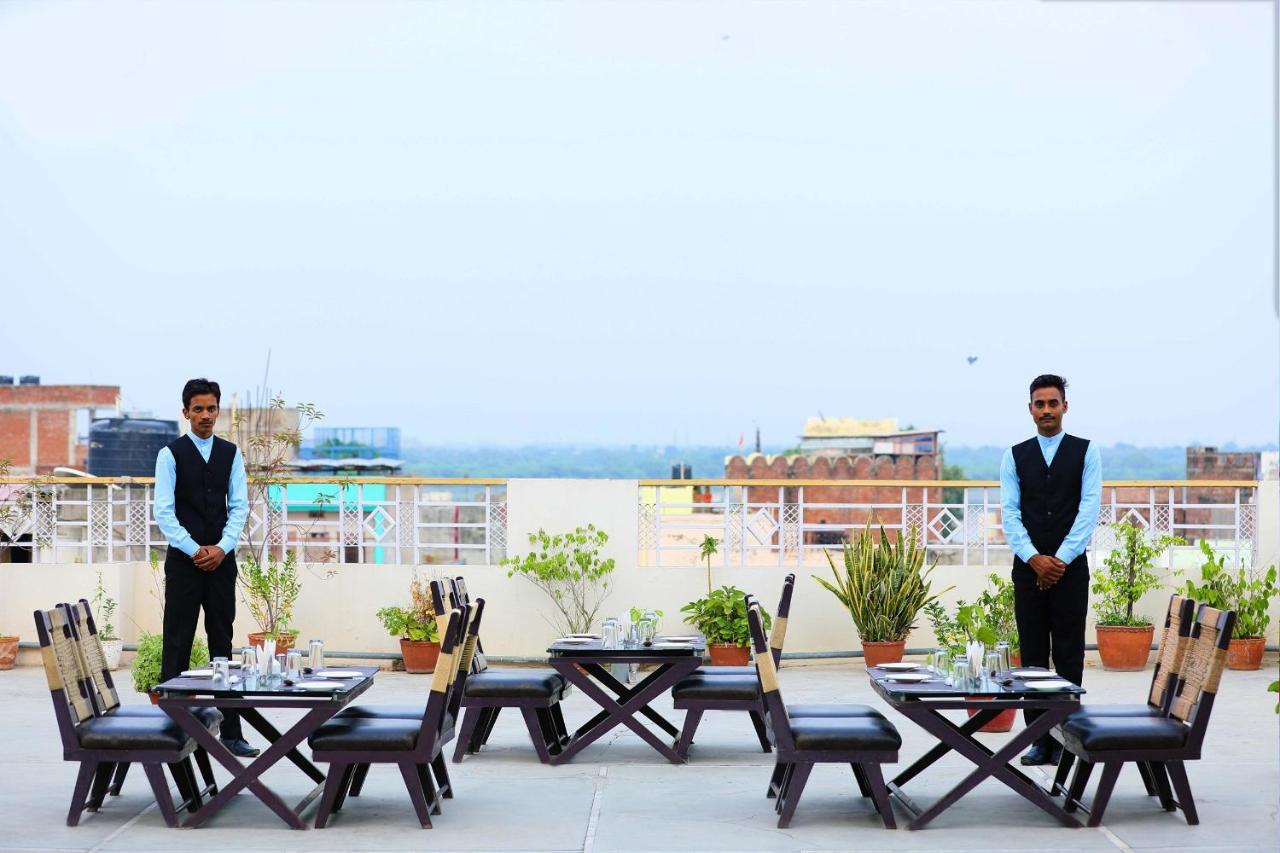 Hotel Vishwanath バラナシ エクステリア 写真